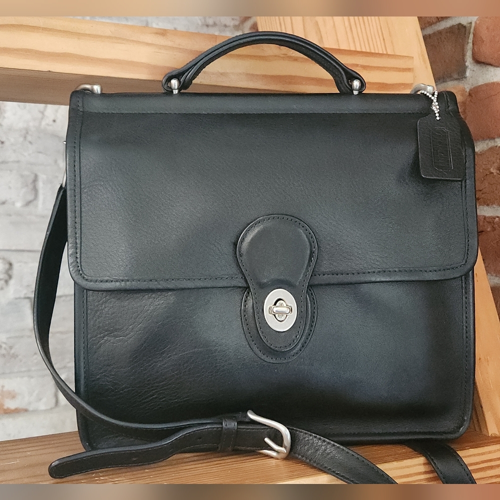 Coach Classic Willis Bag - Picture 1 of 16